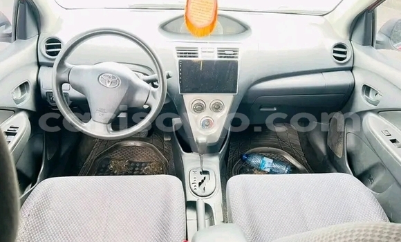 Ra Àlòkù Toyota Yaris Red Ọkọ̀ in Cotonou ni Benin Ra Àlòkù Toyota Yaris Red Ọkọ̀ in Cotonou ni Benin