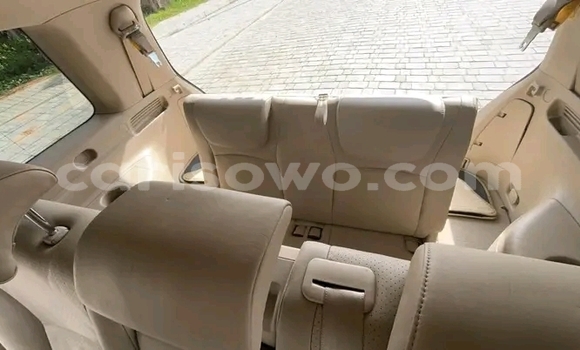 Ra Àlòkù Toyota Highlander Miiran Ọkọ̀ in Cotonou ni Benin Ra Àlòkù Toyota Highlander Miiran Ọkọ̀ in Cotonou ni Benin