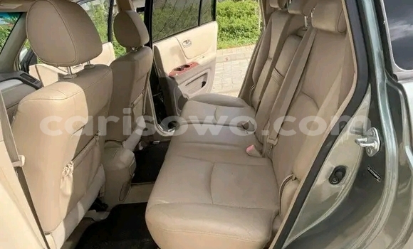 Ra Àlòkù Toyota Highlander Miiran Ọkọ̀ in Cotonou ni Benin Ra Àlòkù Toyota Highlander Miiran Ọkọ̀ in Cotonou ni Benin