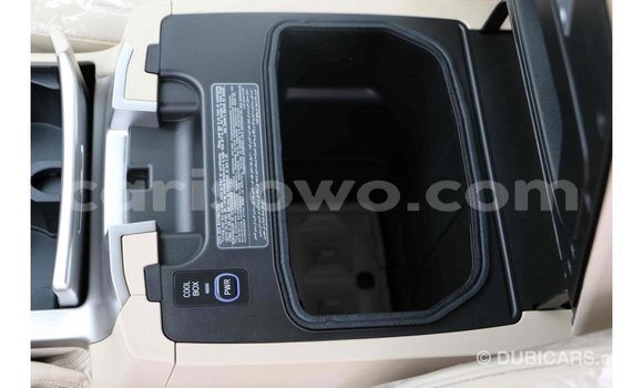 Sayi Imported Toyota Land Cruiser Black Mota in Import - Dubai a Benin Sayi Imported Toyota Land Cruiser Black Mota in Import - Dubai a Benin