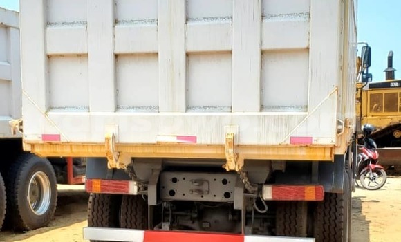 Buy Used Hino Ranger White Truck in Cotonou in Benign Buy Used Hino Ranger White Truck in Cotonou in Benign