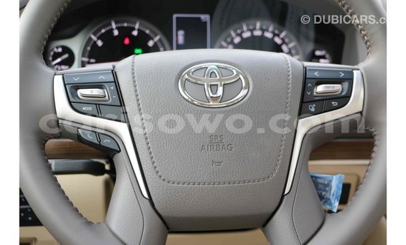 Sayi Imported Toyota Land Cruiser Black Mota in Import - Dubai a Benin Sayi Imported Toyota Land Cruiser Black Mota in Import - Dubai a Benin