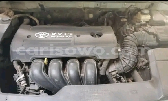 Ra Àlòkù Toyota Avensis Miiran Ọkọ̀ in Cotonou ni Benin