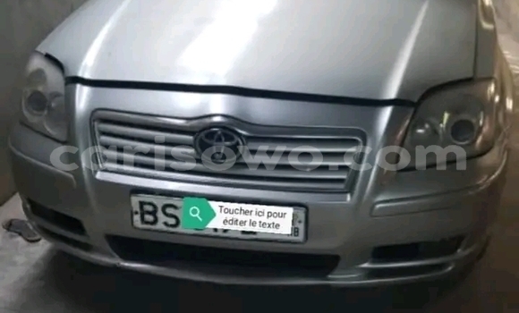 Sayi Na hannu Toyota Avensis Sauran Mota in Cotonou a Benin Sayi Na hannu Toyota Avensis Sauran Mota in Cotonou a Benin