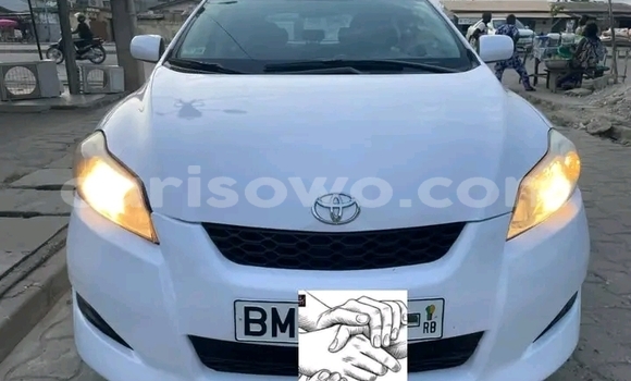 Buy Used Toyota Venza White Car in Cotonou in Benign Buy Used Toyota Venza White Car in Cotonou in Benign