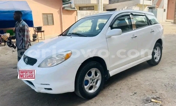 Acheter Occasion Voiture Toyota Matrix Blanc à Cotonou, Benin Acheter Occasion Voiture Toyota Matrix Blanc à Cotonou, Benin