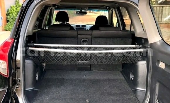 Acheter Occasion Voiture Toyota RAV4 Noir à Abomey Calavi, Benin Acheter Occasion Voiture Toyota RAV4 Noir à Abomey Calavi, Benin