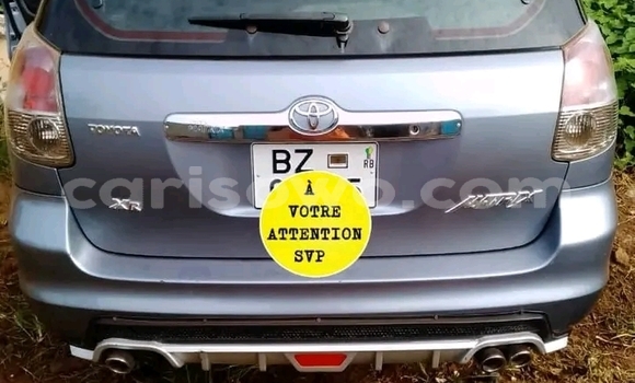 Sayi Na hannu Toyota Matrix Sauran Mota in Porto Novo a Benin Sayi Na hannu Toyota Matrix Sauran Mota in Porto Novo a Benin