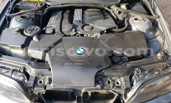 Sayi Na hannu BMW 4er Black Mota in Cotonou a Benin Sayi Na hannu BMW 4er Black Mota in Cotonou a Benin