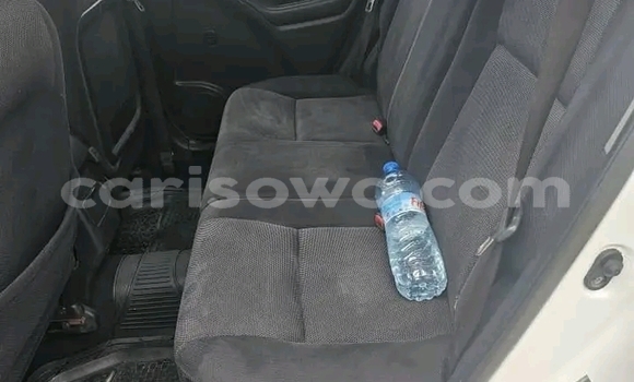 Acheter Occasion Voiture Pontiac Vibe Blanc à Cotonou, Benin Acheter Occasion Voiture Pontiac Vibe Blanc à Cotonou, Benin