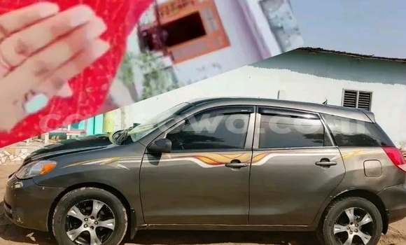 Sayi Na hannu Toyota Matrix Sauran Mota in Cotonou a Benin Sayi Na hannu Toyota Matrix Sauran Mota in Cotonou a Benin