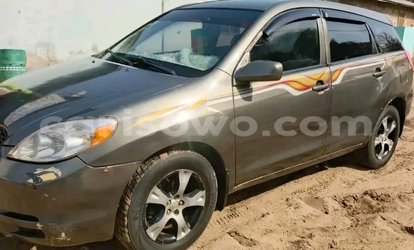 Sayi Na hannu Toyota Matrix Sauran Mota in Cotonou a Benin Sayi Na hannu Toyota Matrix Sauran Mota in Cotonou a Benin