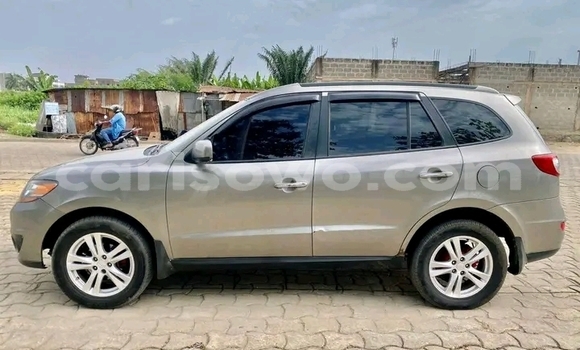 Sayi Na hannu Hyundai Santa Fe Black Mota in Cotonou a Benin Sayi Na hannu Hyundai Santa Fe Black Mota in Cotonou a Benin