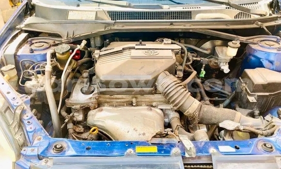 Ra Àlòkù Toyota RAV4 Blue Ọkọ̀ in Cotonou ni Benin