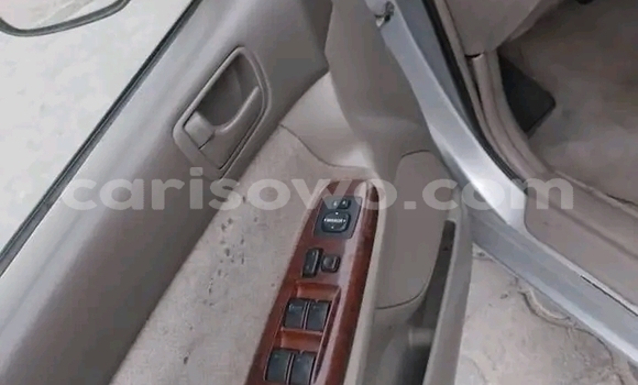 Sayi Na hannu Toyota Camry White Mota in Cotonou a Benin Sayi Na hannu Toyota Camry White Mota in Cotonou a Benin