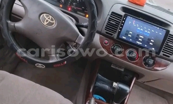 Sayi Na hannu Toyota Camry White Mota in Cotonou a Benin Sayi Na hannu Toyota Camry White Mota in Cotonou a Benin