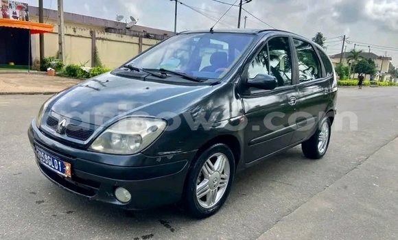 Acheter Occasion Voiture Renault Scenic Noir à Cotonou, Benin Acheter Occasion Voiture Renault Scenic Noir à Cotonou, Benin
