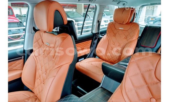 Sayi Imported Toyota Land Cruiser Black Mota in Import - Dubai a Benin Sayi Imported Toyota Land Cruiser Black Mota in Import - Dubai a Benin