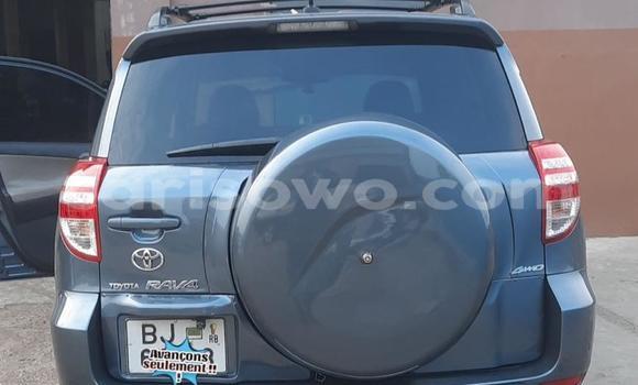 Acheter Occasion Voiture Toyota RAV4 Bleu à Cotonou, Benin Acheter Occasion Voiture Toyota RAV4 Bleu à Cotonou, Benin