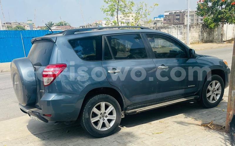 Big with watermark toyota rav4 benin cotonou 22101