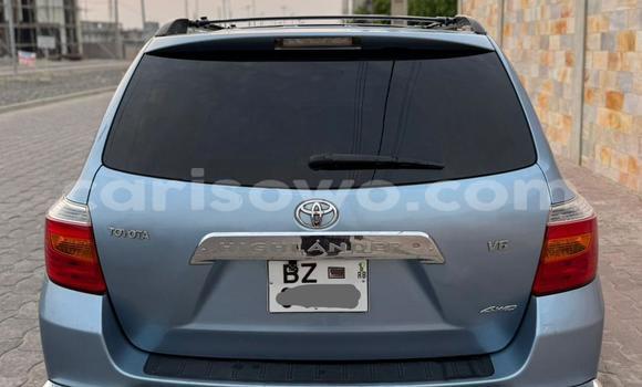 Acheter Occasion Voiture Toyota Highlander Bleu à Cotonou, Benin Acheter Occasion Voiture Toyota Highlander Bleu à Cotonou, Benin