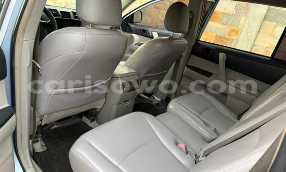 Acheter Occasion Voiture Toyota Highlander Bleu à Cotonou, Benin Acheter Occasion Voiture Toyota Highlander Bleu à Cotonou, Benin