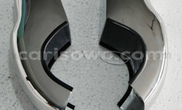 Sayi Rolls-Royce Silver Cloud in Abomey Calavi a Benin Sayi Rolls-Royce Silver Cloud in Abomey Calavi a Benin