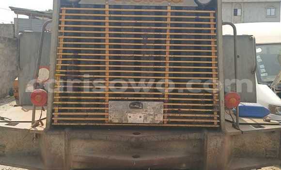 Sayi Na hannu Caterpillar 120 Sauran Babbar mota in Cotonou a Benin Sayi Na hannu Caterpillar 120 Sauran Babbar mota in Cotonou a Benin