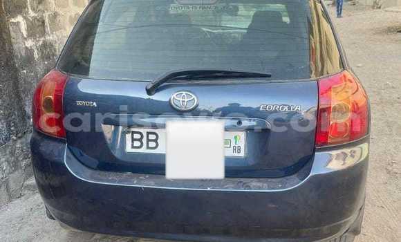 Sayi Na hannu Toyota Corolla Blue Mota in Cotonou a Benin