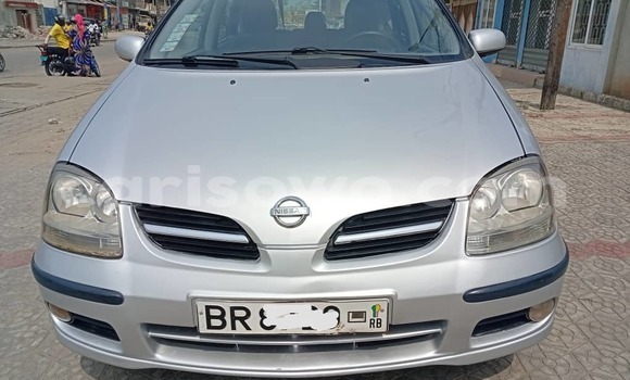 Buy Used Nissan Almera Tino Silver Car in Cotonou in Benign Buy Used Nissan Almera Tino Silver Car in Cotonou in Benign