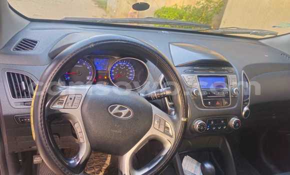 Acheter Occasion Voiture Hyundai Tucson Noir à Cotonou, Benin Acheter Occasion Voiture Hyundai Tucson Noir à Cotonou, Benin