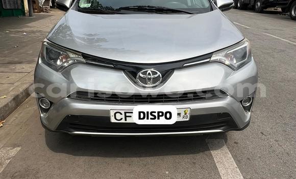 Ra Àlòkù Toyota RAV4 Silver Ọkọ̀ in Cotonou ni Benin