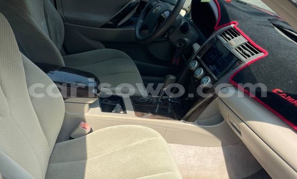Ra Àlòkù Toyota Camry Black Ọkọ̀ in Cotonou ni Benin Ra Àlòkù Toyota Camry Black Ọkọ̀ in Cotonou ni Benin