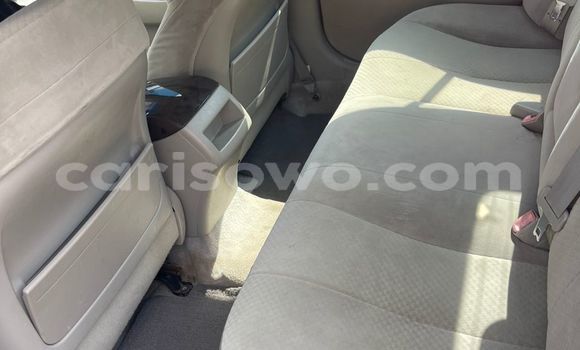 Ra Àlòkù Toyota Camry Black Ọkọ̀ in Cotonou ni Benin Ra Àlòkù Toyota Camry Black Ọkọ̀ in Cotonou ni Benin
