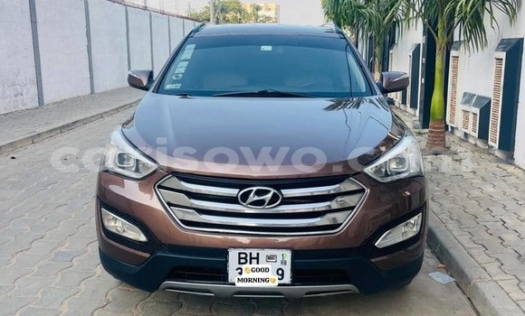 Sayi Na hannu Hyundai Santa Fe Brown Mota in Cotonou a Benin