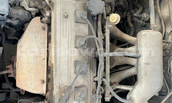 Acheter Occasion Voiture Toyota Avensis Rouge à Cotonou, Benin Acheter Occasion Voiture Toyota Avensis Rouge à Cotonou, Benin