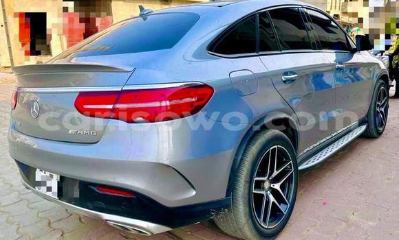 Ra Àlòkù Mercedes-Benz GLE Silver Ọkọ̀ in Cotonou ni Benin Ra Àlòkù Mercedes-Benz GLE Silver Ọkọ̀ in Cotonou ni Benin