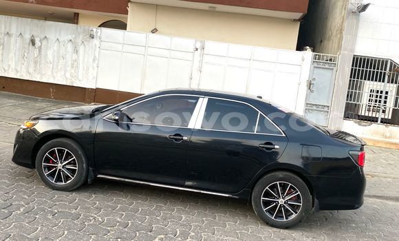 Ra Àlòkù Toyota Camry Black Ọkọ̀ in Cotonou ni Benin Ra Àlòkù Toyota Camry Black Ọkọ̀ in Cotonou ni Benin