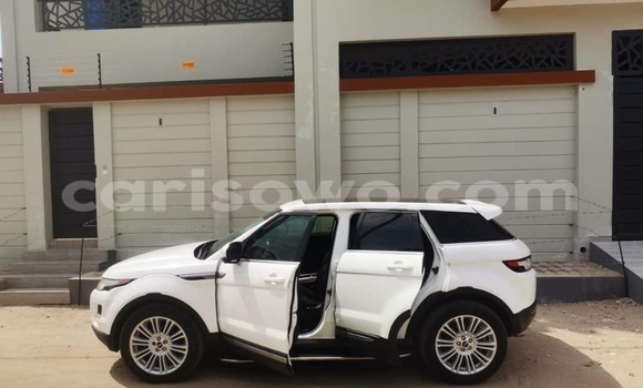 Ra Àlòkù Range Rover Evoque funfun Ọkọ̀ in Cotonou ni Benin Ra Àlòkù Range Rover Evoque funfun Ọkọ̀ in Cotonou ni Benin