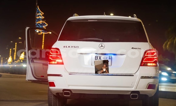 Acheter Occasion Voiture Mercedes-Benz GLK–Class Blanc à Cotonou, Benin Acheter Occasion Voiture Mercedes-Benz GLK–Class Blanc à Cotonou, Benin