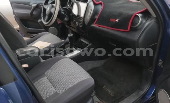 Ra Àlòkù Toyota RAV4 Blue Ọkọ̀ in Cotonou ni Benin Ra Àlòkù Toyota RAV4 Blue Ọkọ̀ in Cotonou ni Benin
