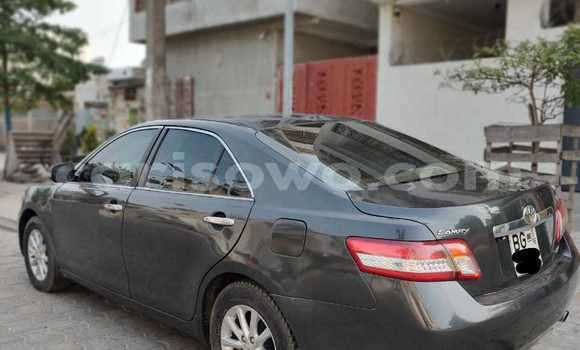 Sayi Na hannu Toyota Camry Brown Mota in Cotonou a Benin Sayi Na hannu Toyota Camry Brown Mota in Cotonou a Benin