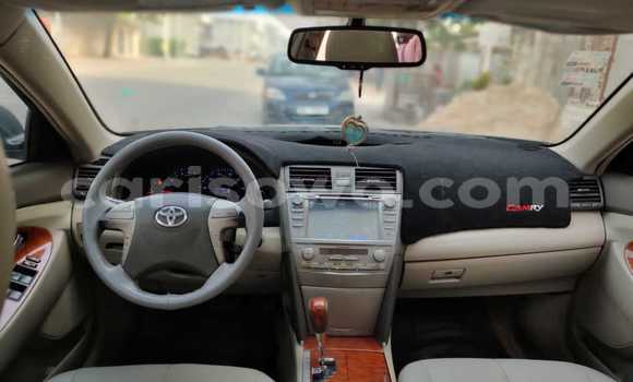 Sayi Na hannu Toyota Camry Brown Mota in Cotonou a Benin Sayi Na hannu Toyota Camry Brown Mota in Cotonou a Benin