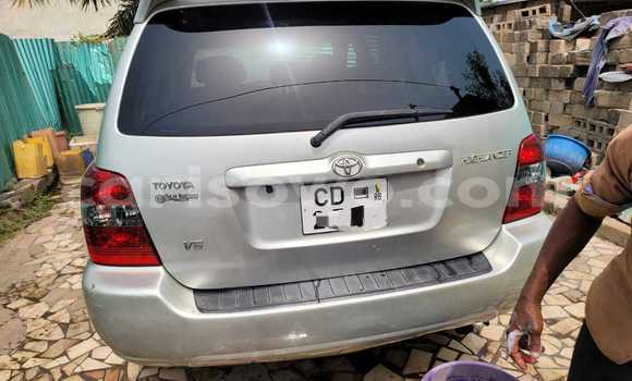 Sayi Na hannu Toyota Highlander Azurfa Mota in Cotonou a Benin Sayi Na hannu Toyota Highlander Azurfa Mota in Cotonou a Benin