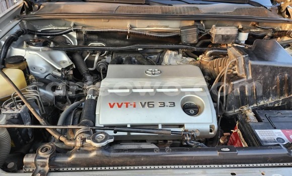 Sayi Na hannu Toyota Highlander Azurfa Mota in Cotonou a Benin Sayi Na hannu Toyota Highlander Azurfa Mota in Cotonou a Benin