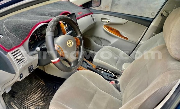 Sayi Na hannu Toyota Corolla Blue Mota in Cotonou a Benin Sayi Na hannu Toyota Corolla Blue Mota in Cotonou a Benin