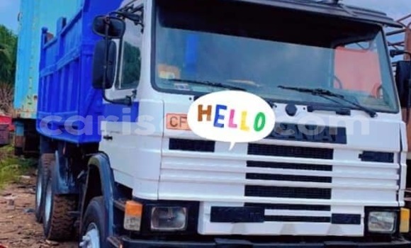 Sayi Na hannu Scania R420 Blue Babbar mota in Cotonou a Benin