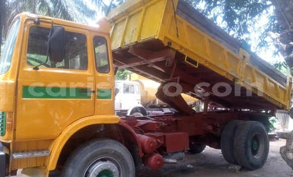 Buy Used Renault G300 Other Truck in Cotonou in Benign Buy Used Renault G300 Other Truck in Cotonou in Benign