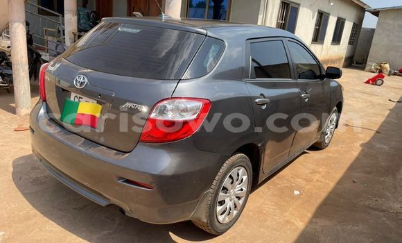 Ra Àlòkù Toyota RAV4 Blue Ọkọ̀ in Cotonou ni Benin