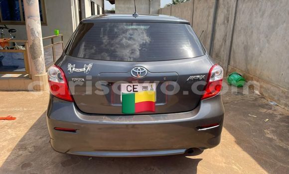 Sayi Na hannu Toyota RAV4 Blue Mota in Cotonou a Benin Sayi Na hannu Toyota RAV4 Blue Mota in Cotonou a Benin